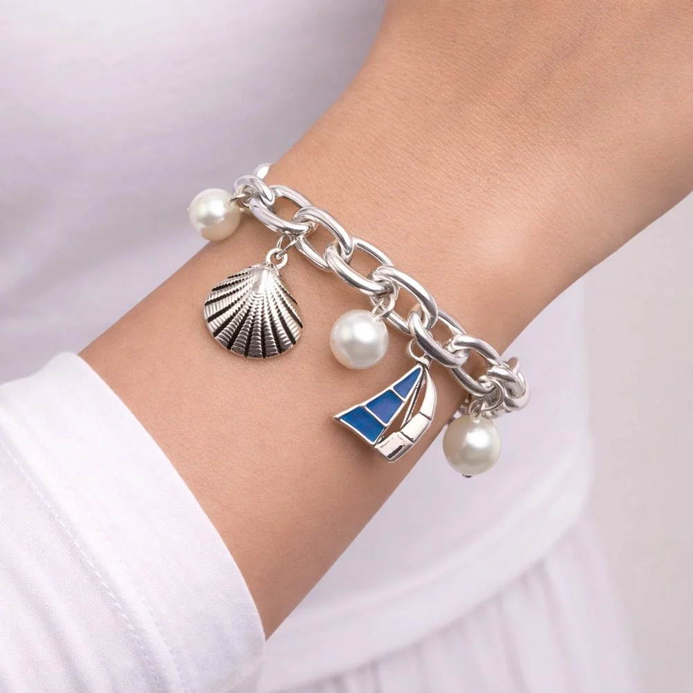 Avon Set Sail Nautical Charm Bracelet